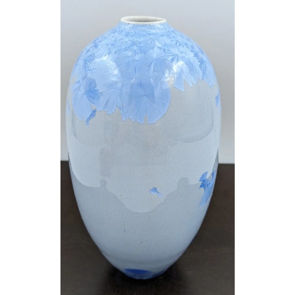 Vintage Sid Oakley Porcelain Vase in Crystalline Glaze NC Pottery 8.5